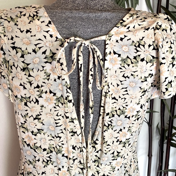 American Eagle Daisy Dress Sz M - Picture 3 of 7